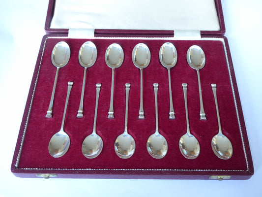 Boxed Set of Seal End Spoons