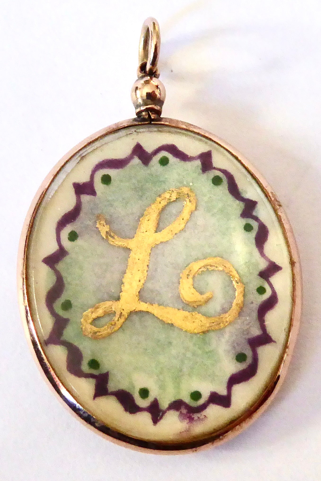 ANTIQUE PHOTO LOCKET WITH PAINTED PANELS 1906