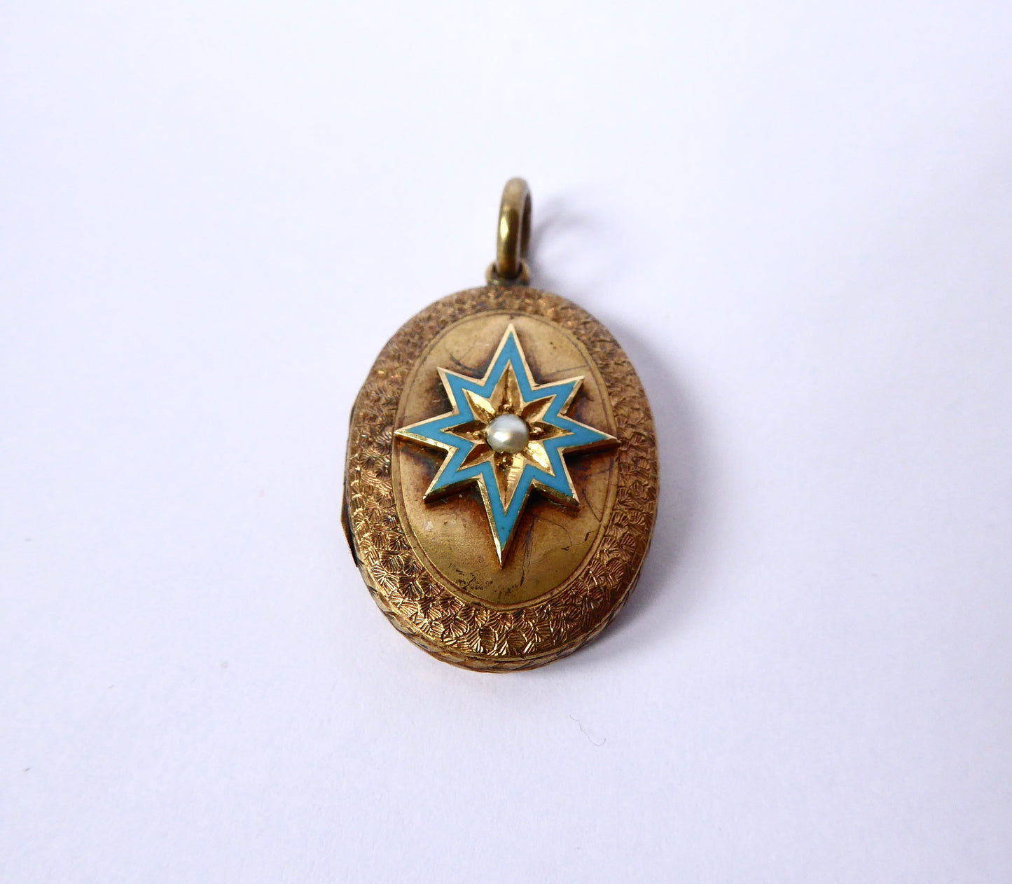 15ct. Gold and Enamel Locket