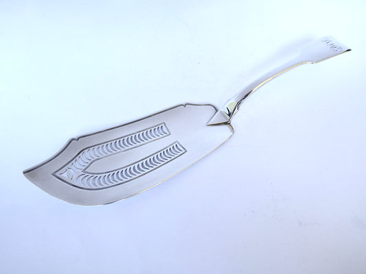 Silver Fish Slice 1818