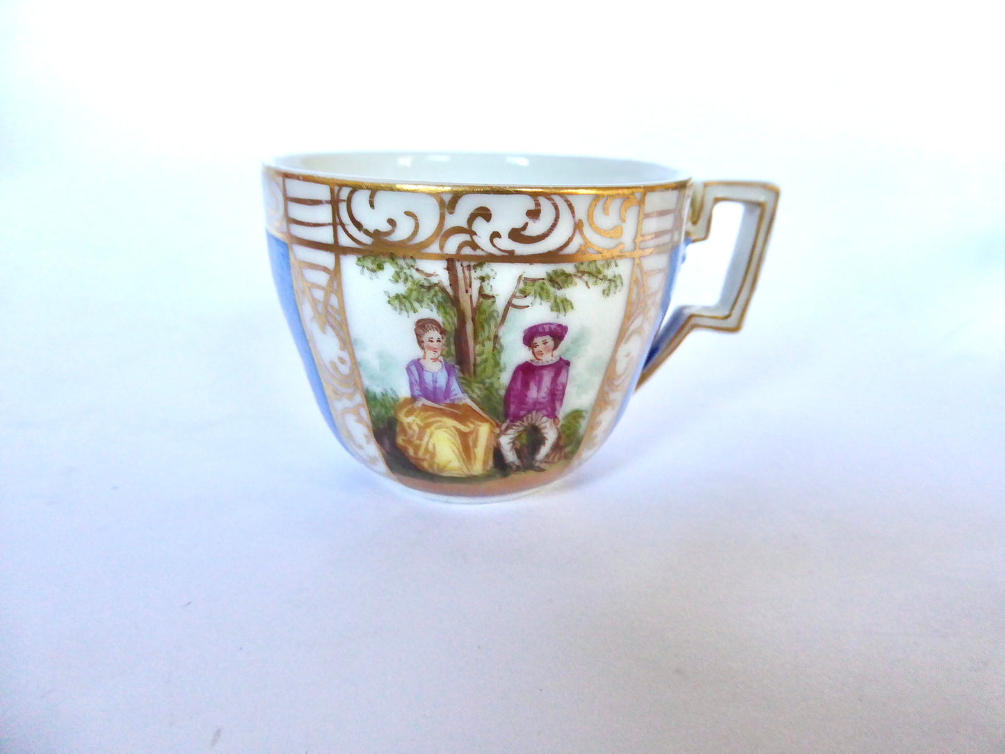 Miniature Dresden Cup & Sauce