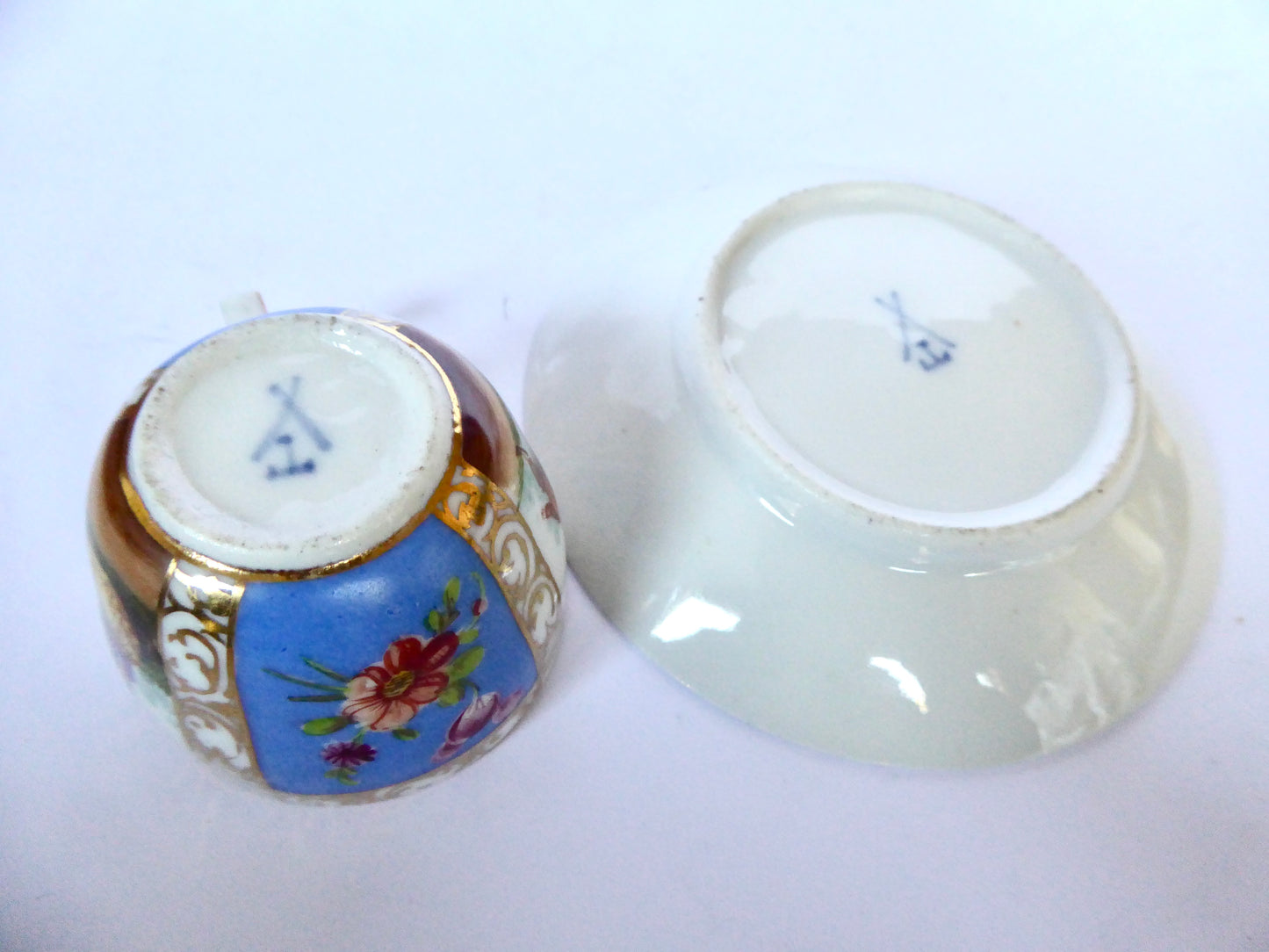Miniature Dresden Cup & Sauce