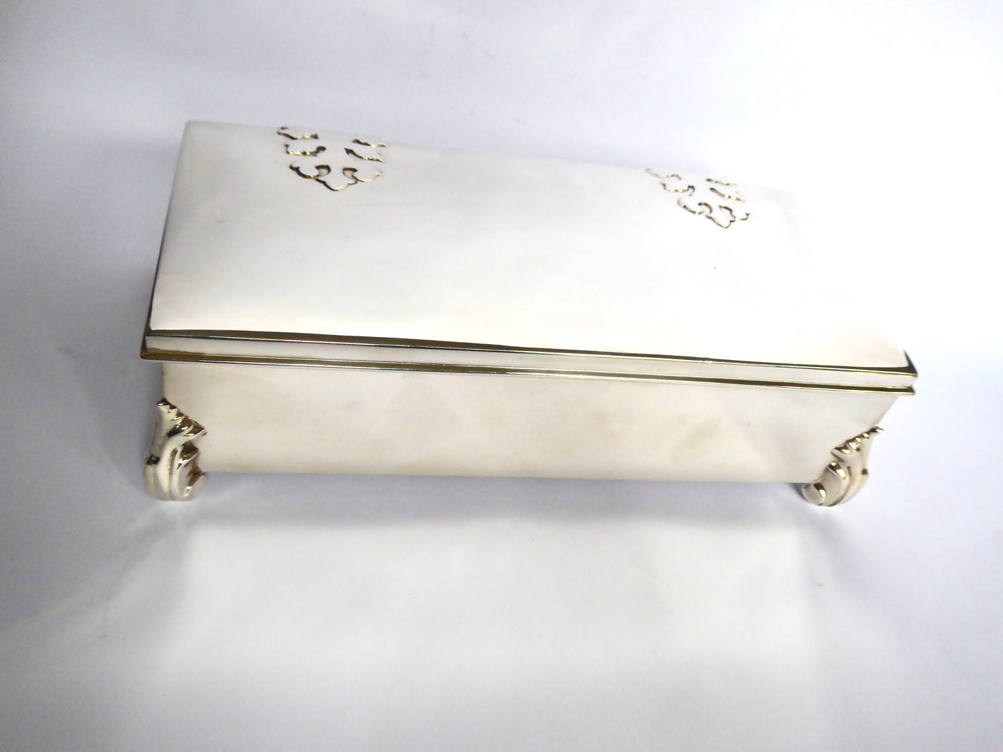 Irish Silver Cigarette Box 1915