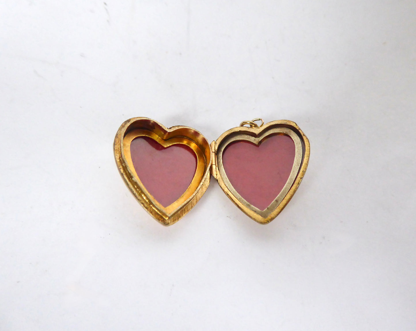 9ct Heart Shape Locket