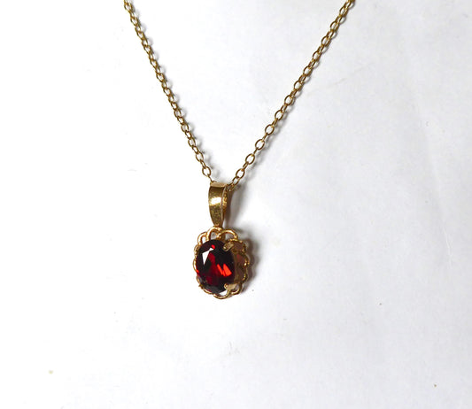Garnet Pendant 9ct.