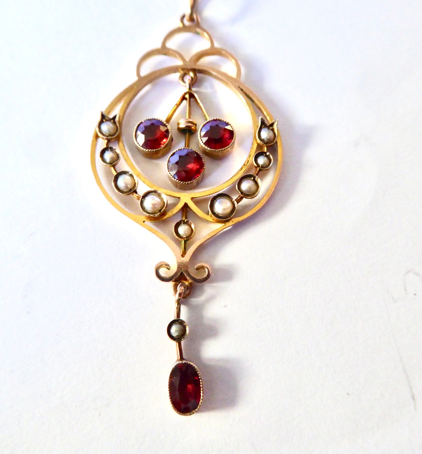 9ct. Garnet & Pearl Pendant