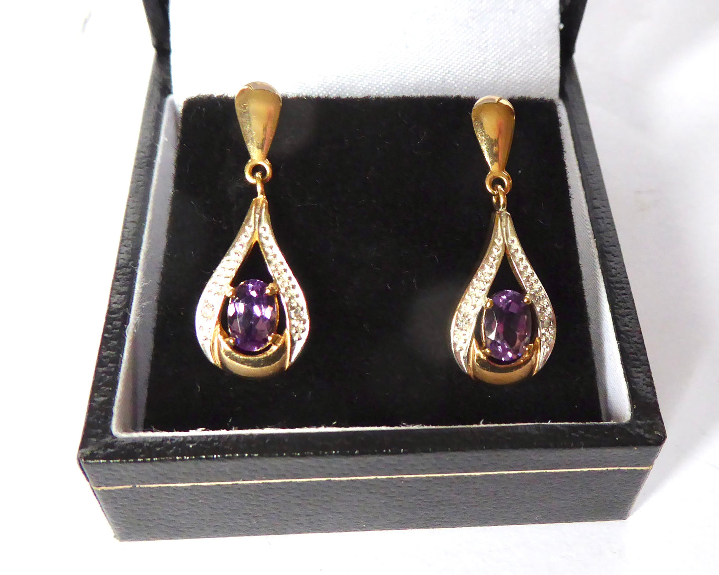 Amethyst Drop Earrings 9ct.