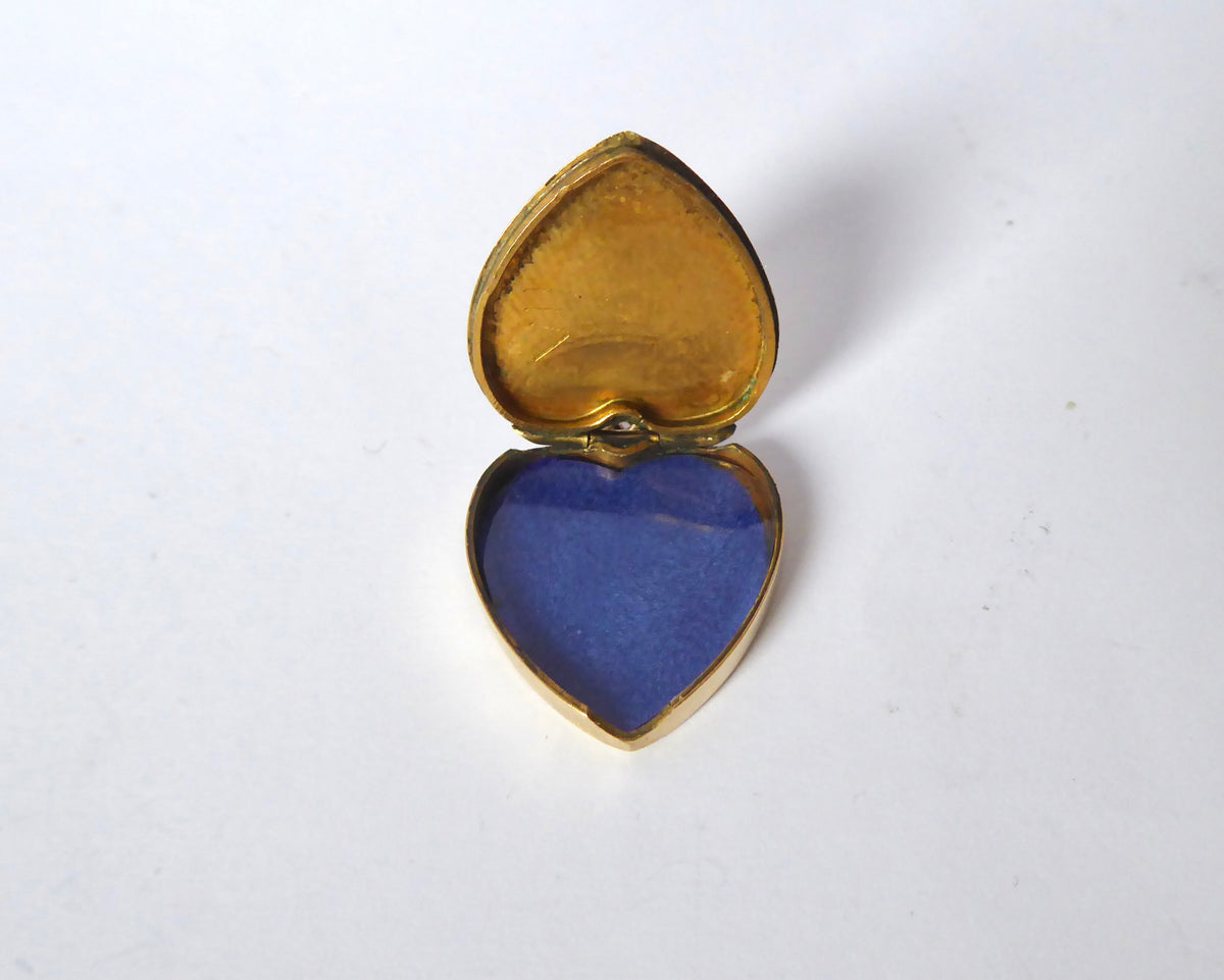 9ct. Heart Shape Locket