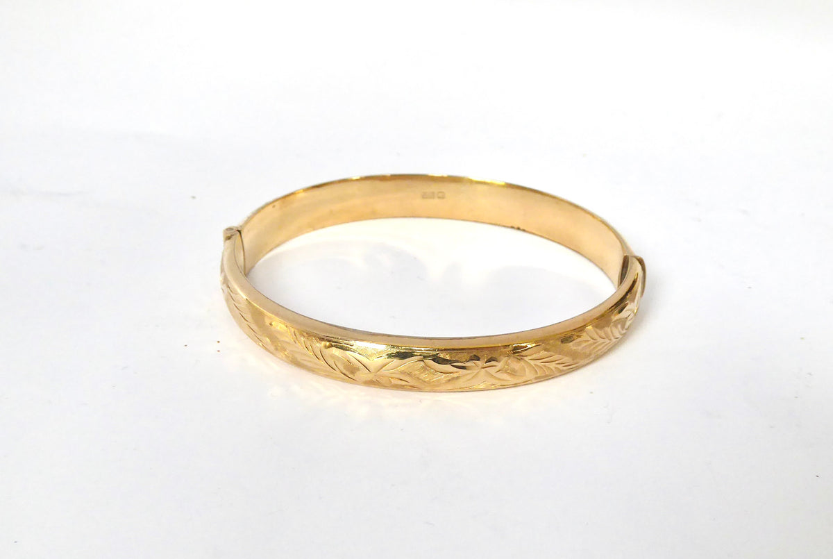 Engraved Gold bangle 1976