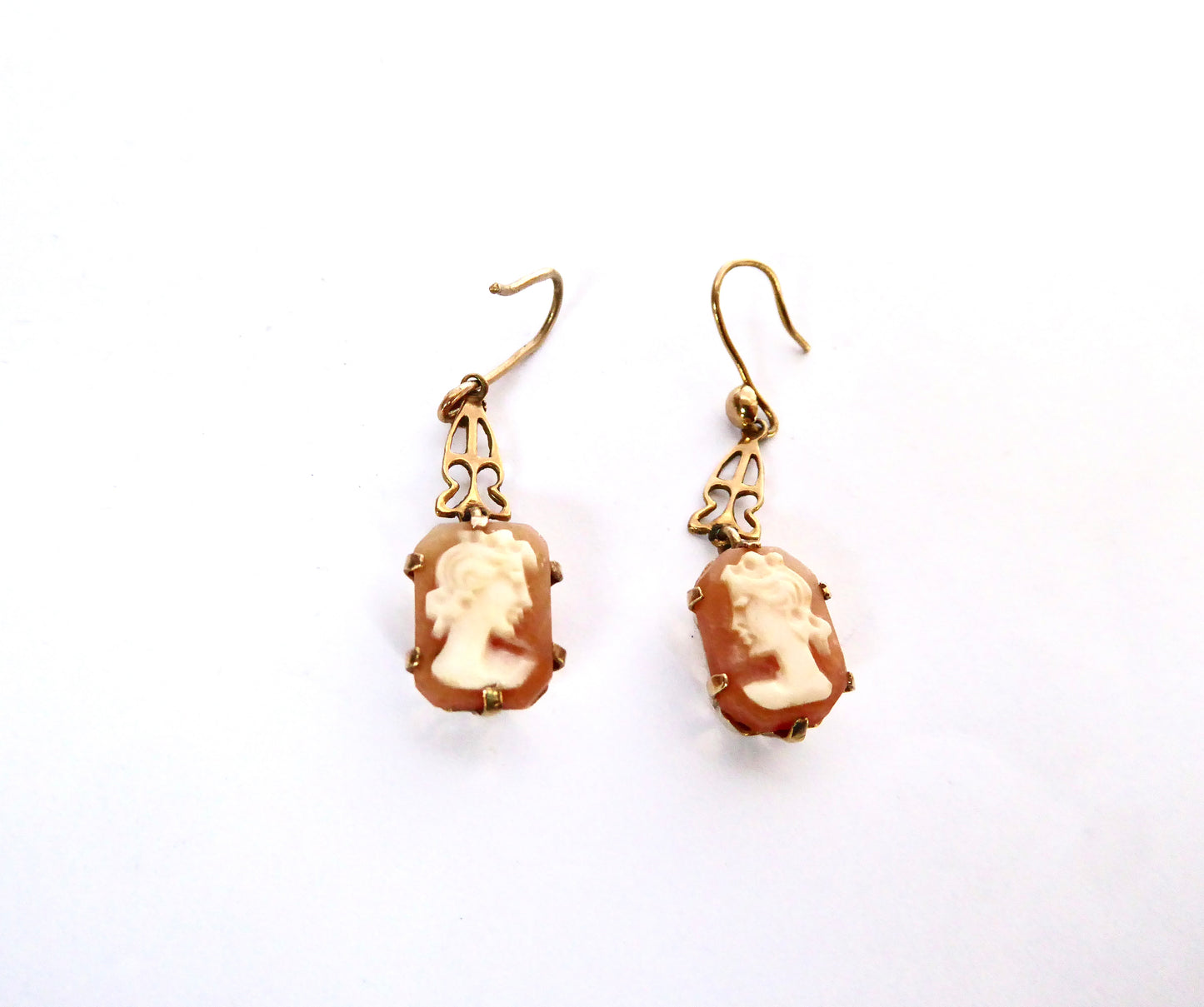 Vintage Cameo Earrings