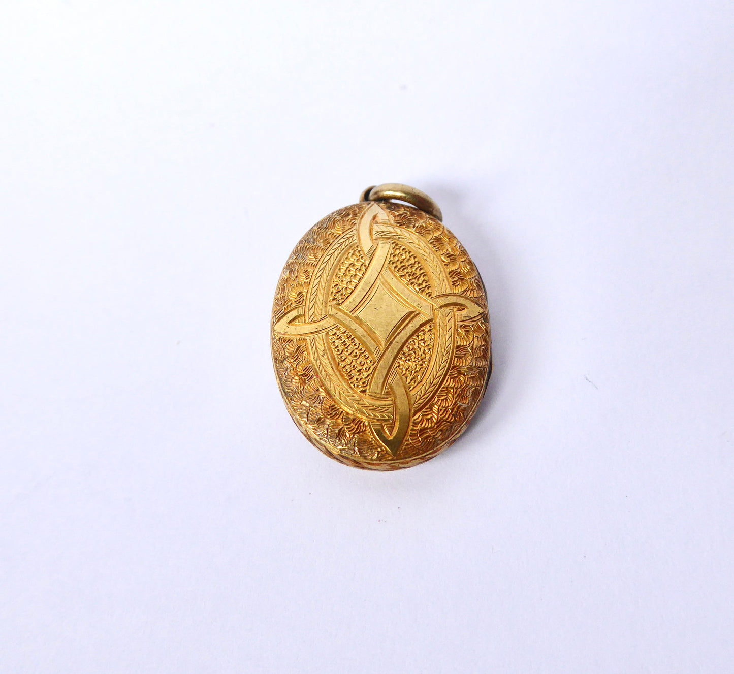 15ct. Gold and Enamel Locket