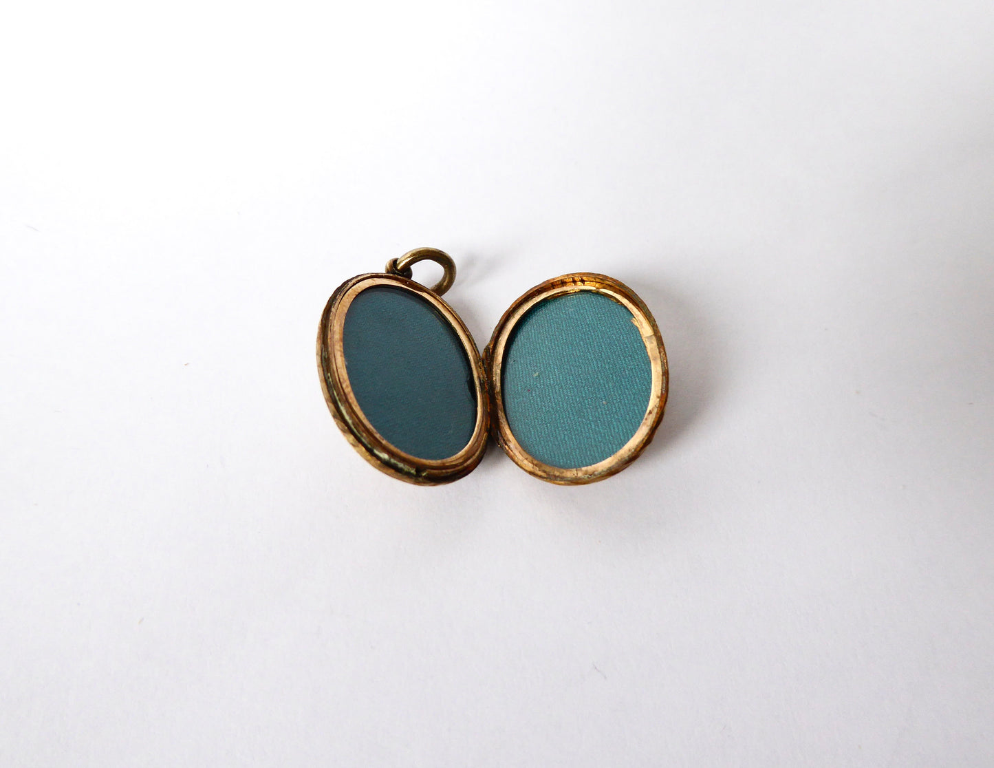 15ct. Gold and Enamel Locket