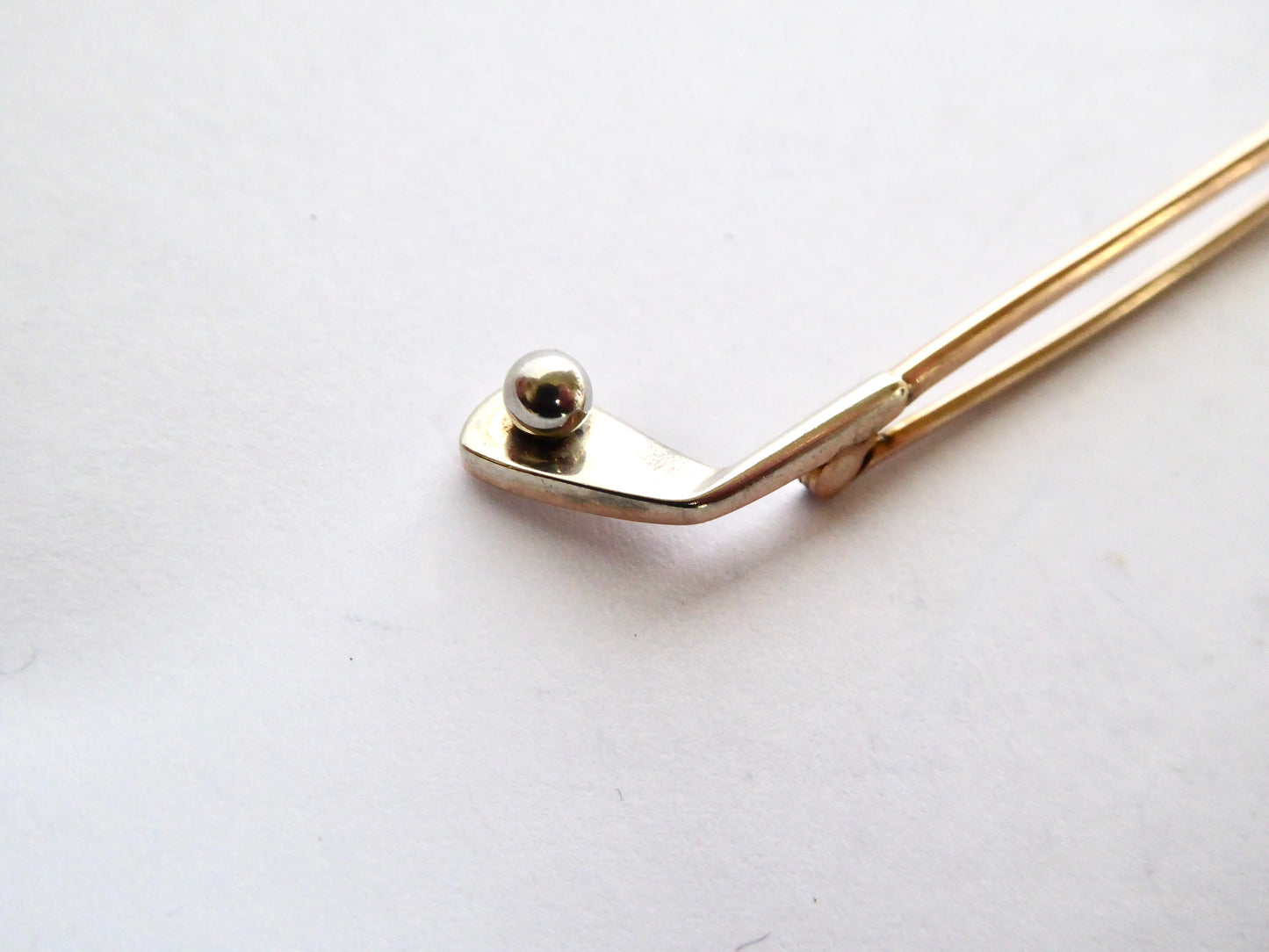 9ct. Gold Golf Brooch