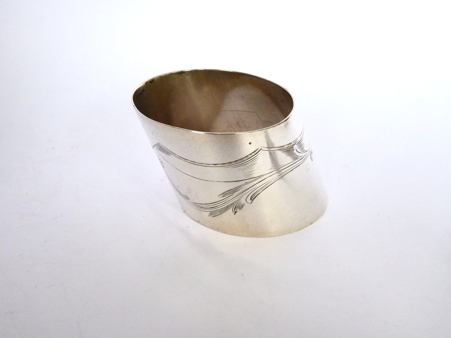 Art Nouveau Napkin Ring