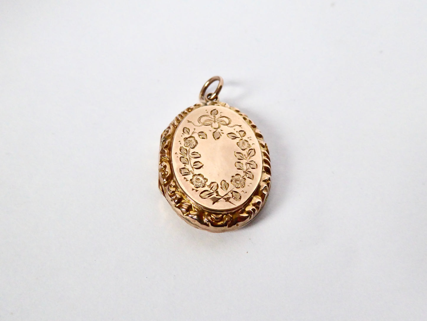 Antique Gold Locket - Floral Design