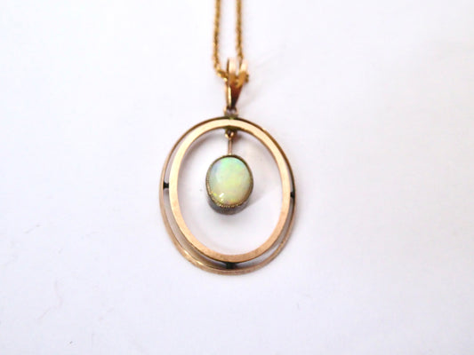 9ct. Opal Pendant