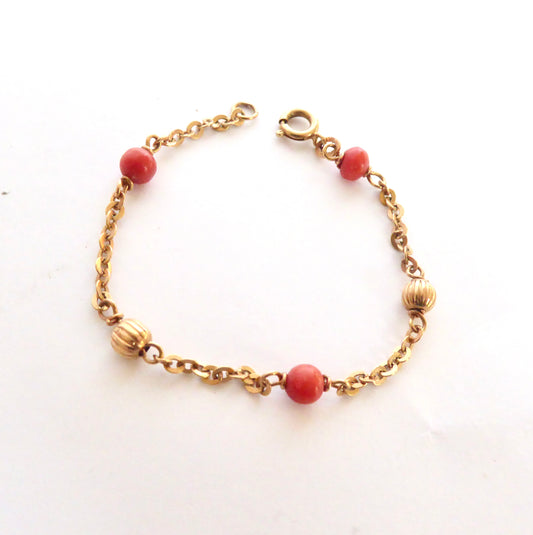 Child's 18ct. Coral Bracelet