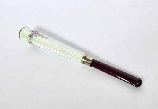 Enamel Cigarette Holder