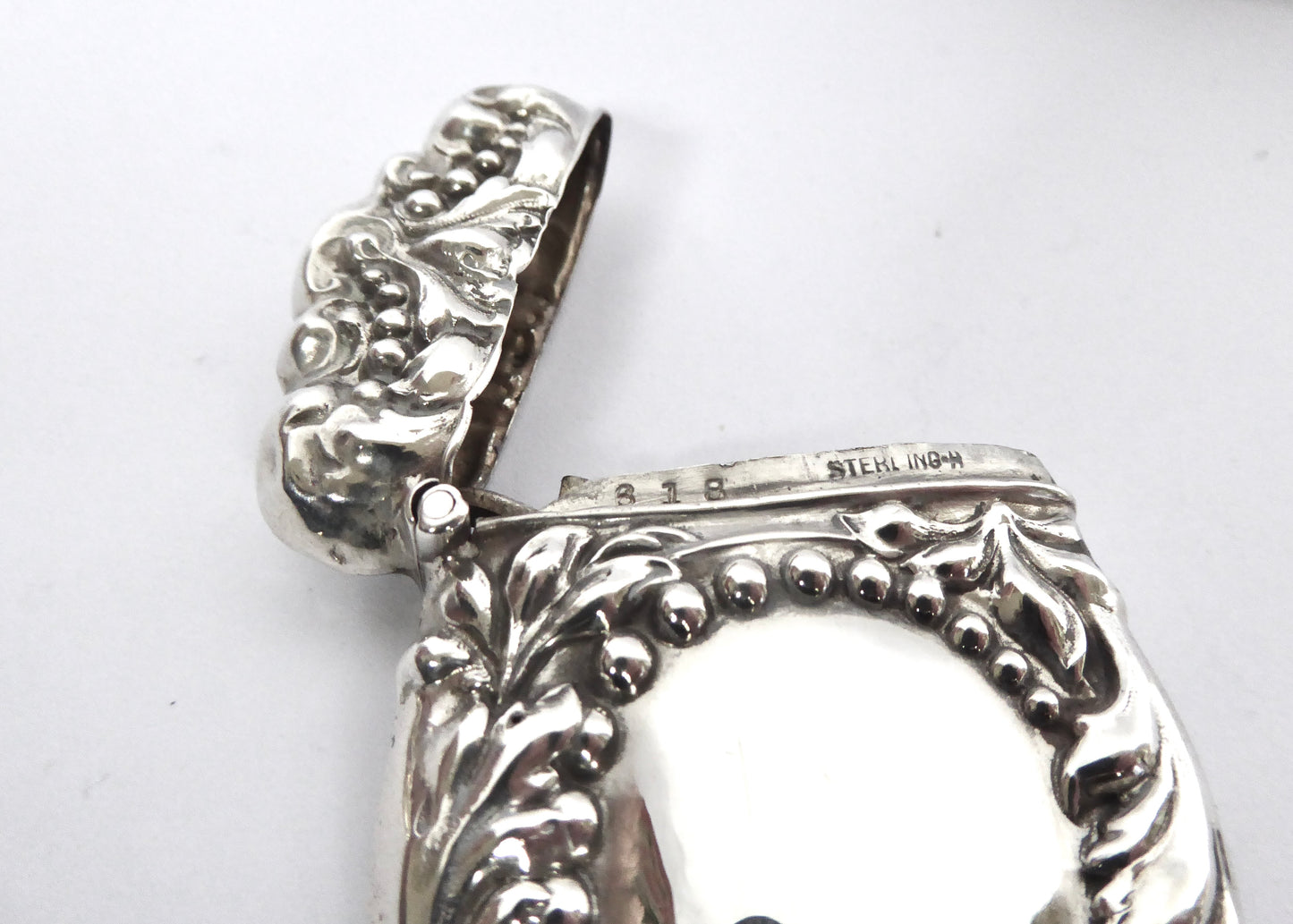 Antique Silver Vesta Case