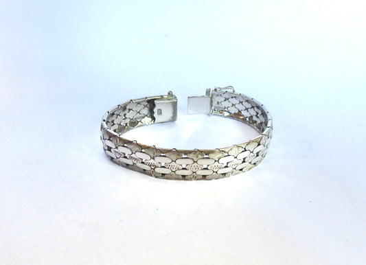 Mesh Style Silver Bracelet