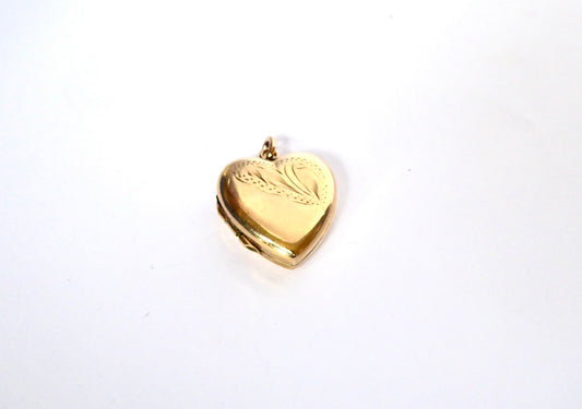 9ct. Heart Locket