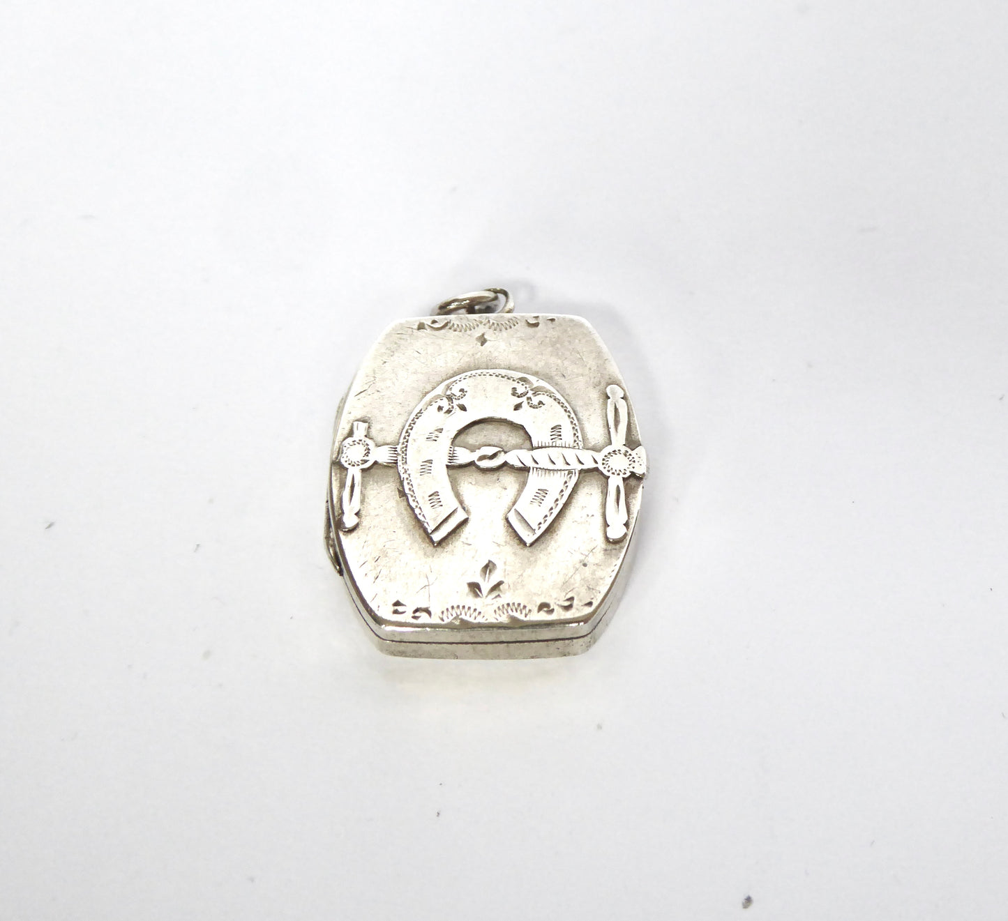Horseshoe Design Silver Locket 1899