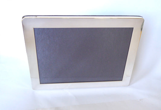Plain Silver Frame 2004
