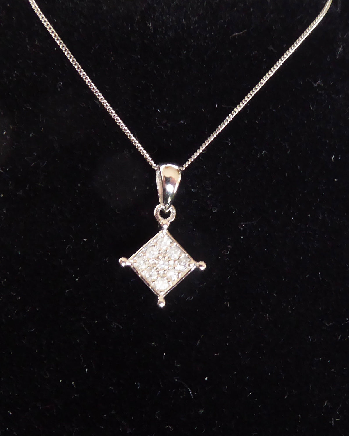 Diamond Pendant - White Gold