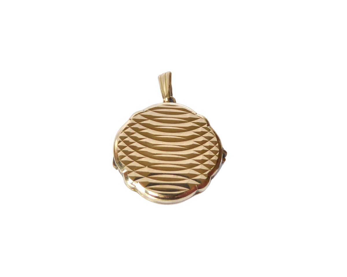 9ct Gold Circular Locket